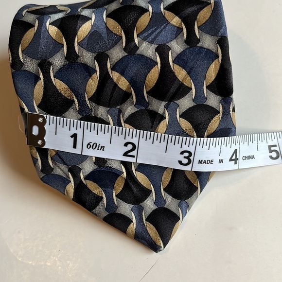 Oleg Cassini Imported Silk Tie ✝️ - Picture 14 of 15